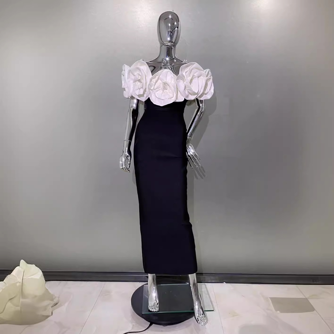Stereoscopic White Flowers Sex - Ankle Brace recension och pris